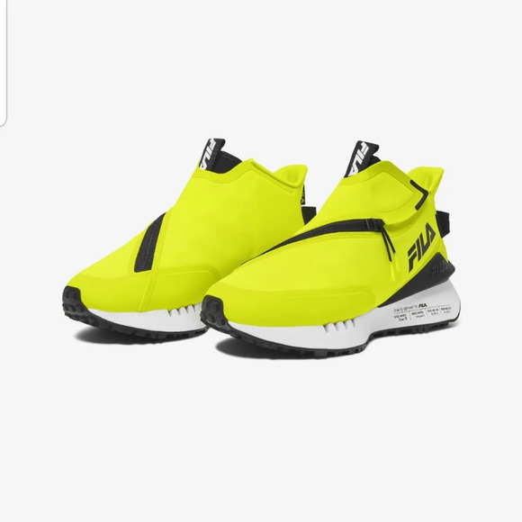 Fila space runner hot yellow glow sneaker Size 9 - Picture 1 of 2